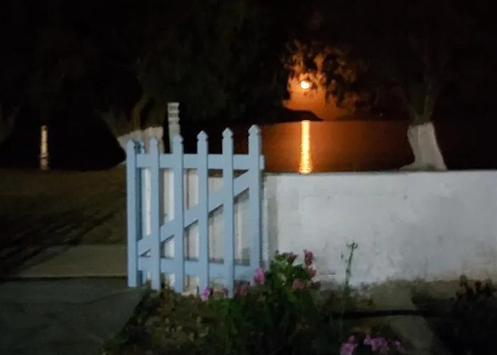 Galazio Seaside Livadakia