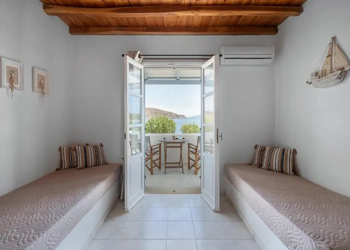 Galazio Seaside Livadakia