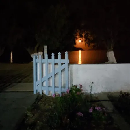 Galazio Seaside Livadakia