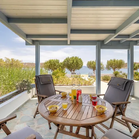 Galazio Seaside Apartment Livadakia